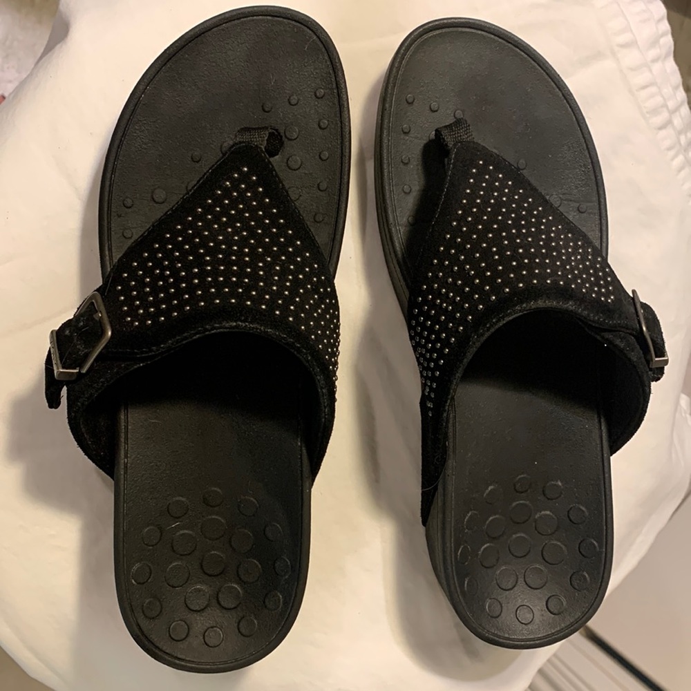 Vionic black thong sandal great condition